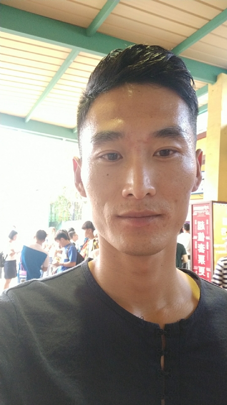 难得糊涂的第一张照片--菏泽相亲服务中心
