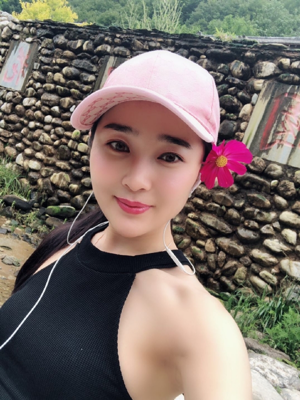 小白兔的大奶糖的第一张照片--菏泽相亲服务中心