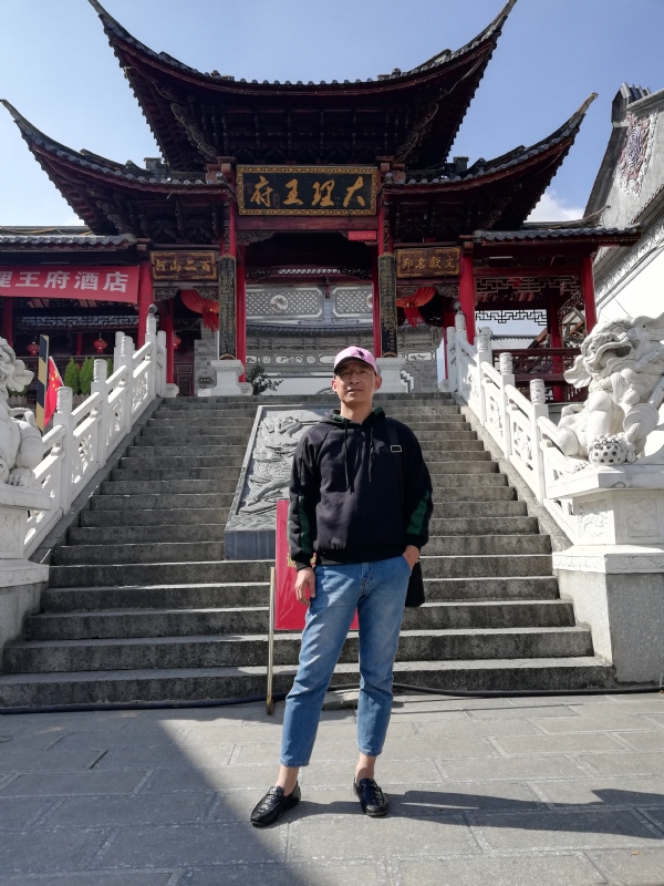 旧事离人的第一张照片--菏泽相亲服务中心