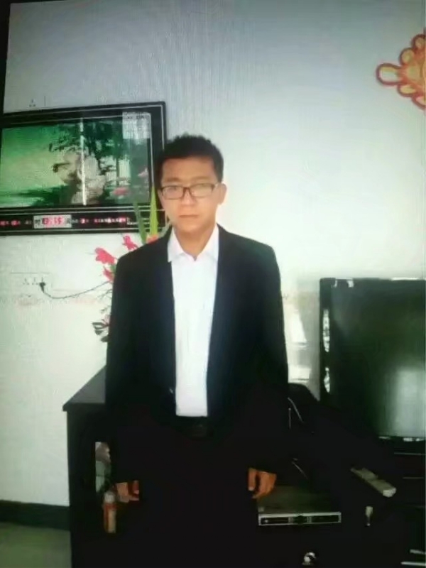 依然疼痛的第一张照片--菏泽相亲服务中心