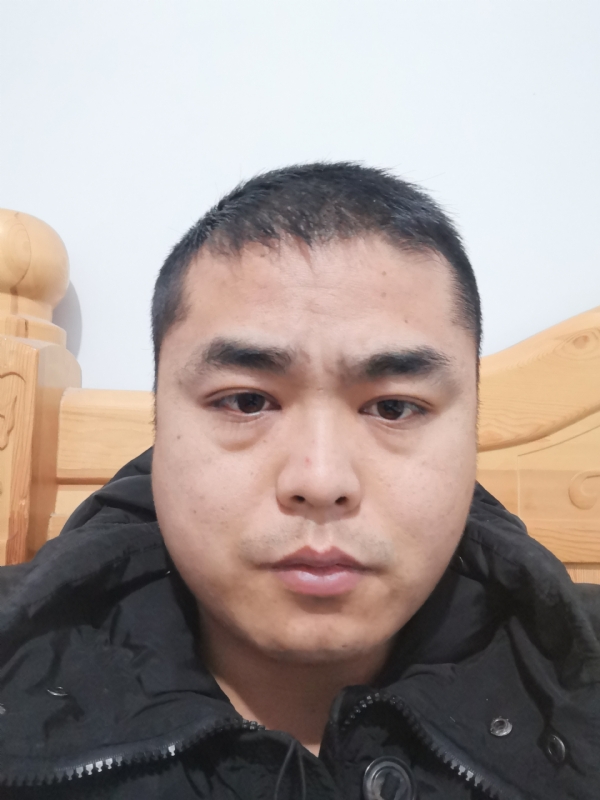 真诚的第一张照片--菏泽相亲服务中心