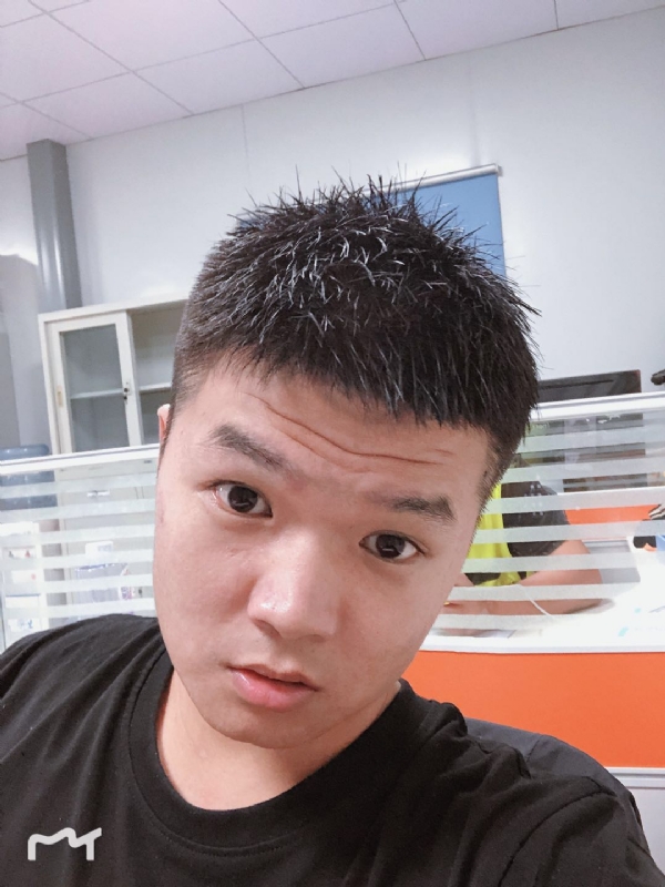 不忘初心的第一张照片--菏泽相亲服务中心