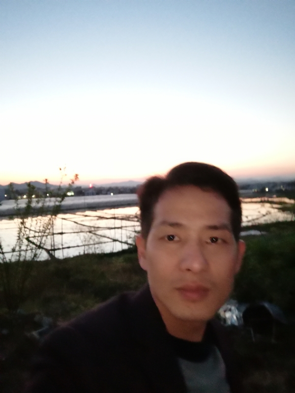 不忘初心的第一张照片--菏泽相亲服务中心