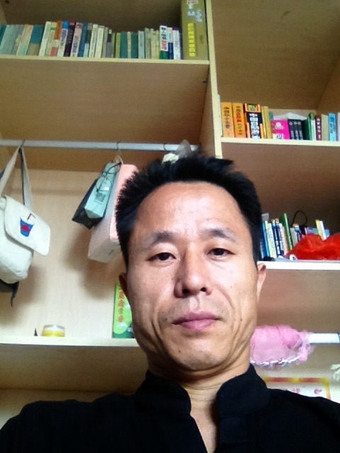 龙三少的第一张照片--菏泽相亲服务中心