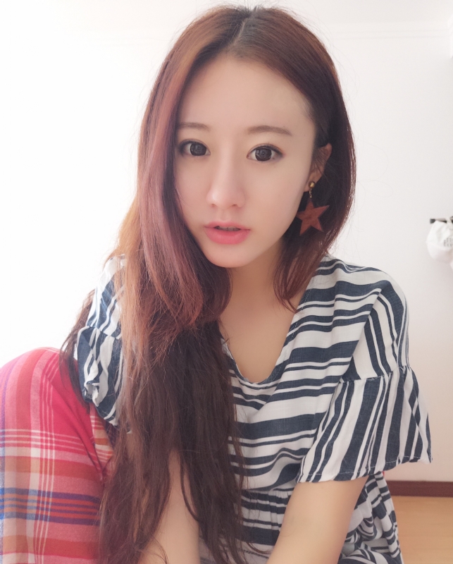 没有故事的女同学的第二张照片--菏泽相亲服务中心