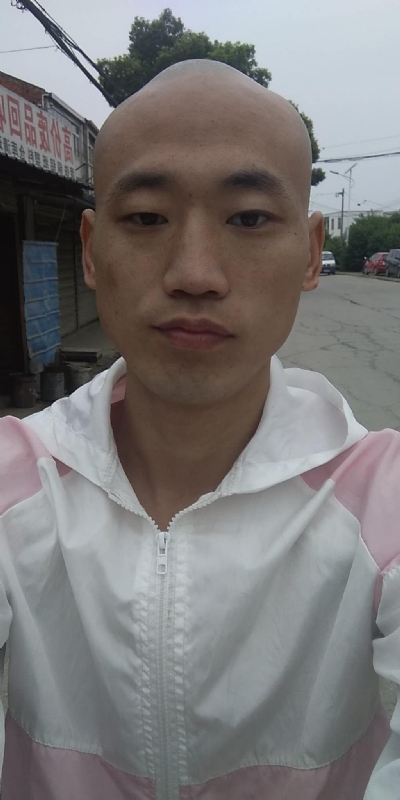 花花公子的第一张照片--菏泽相亲服务中心