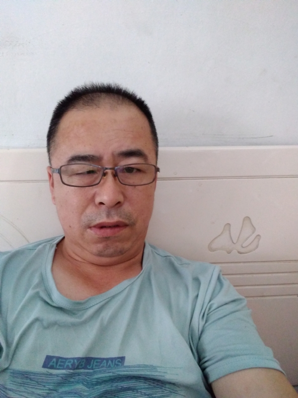 大叔的第一张照片--菏泽相亲服务中心