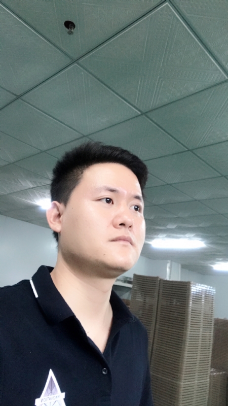 伟的第一张照片--菏泽相亲服务中心