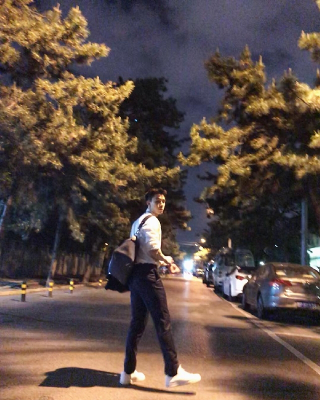深海的第二张照片--菏泽相亲服务中心