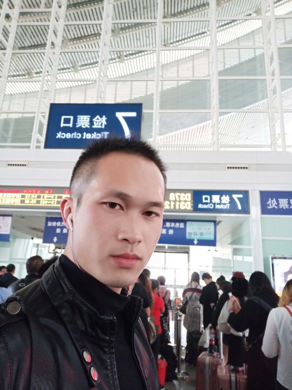 一叶知秋的第一张照片--菏泽相亲服务中心
