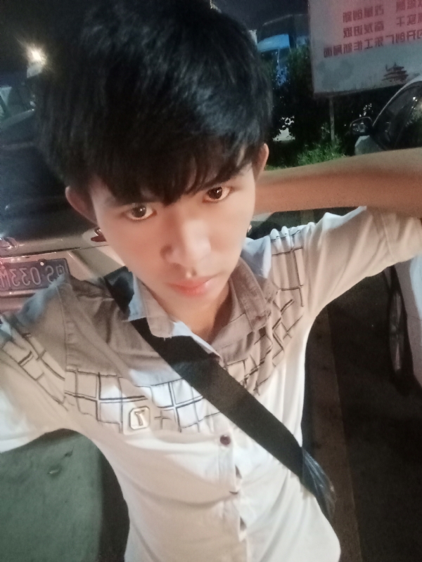 杨哥的第一张照片--菏泽相亲服务中心
