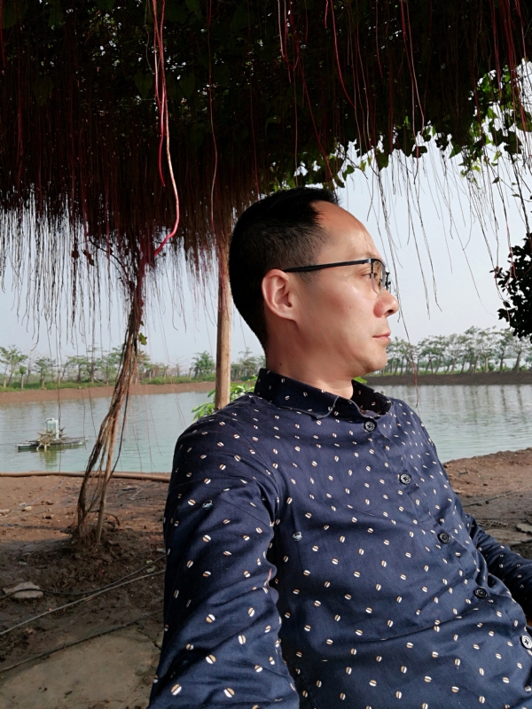 守望烟云的第一张照片--菏泽相亲服务中心