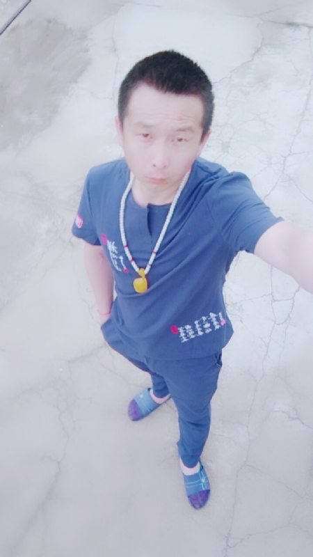 一叶之秋的第一张照片--菏泽相亲服务中心