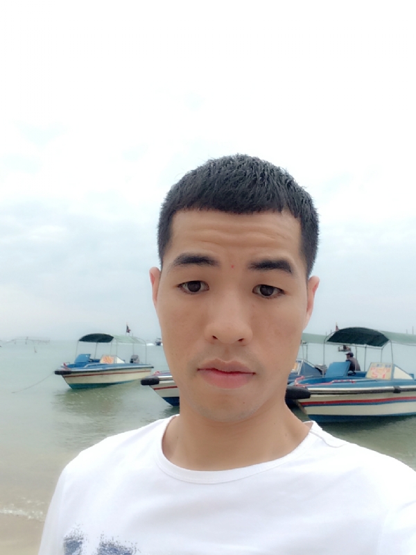 冷风的第一张照片--菏泽相亲服务中心