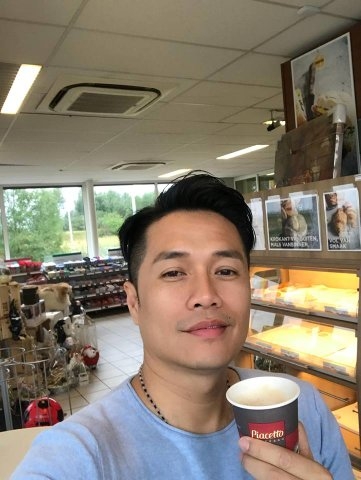 短歌的第一张照片--菏泽相亲服务中心
