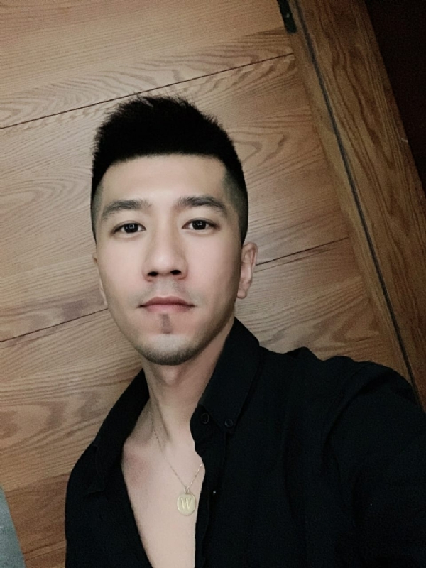 佳佳的第一张照片--菏泽相亲服务中心
