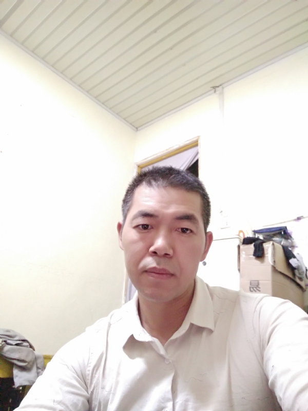 为伊消得人憔悴的第一张照片--菏泽相亲服务中心