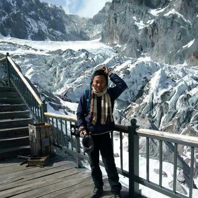 眯眯的第一张照片--菏泽相亲服务中心