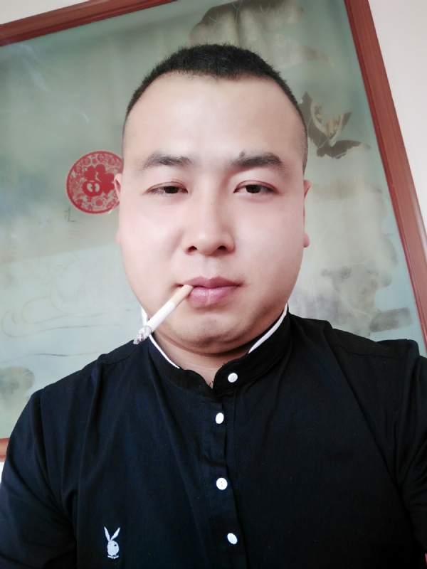 贰爺的第一张照片--菏泽相亲服务中心