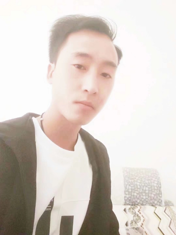 萧艺的第一张照片--菏泽相亲服务中心