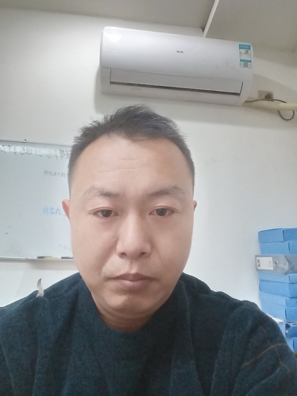 寻找另一半的第一张照片--菏泽相亲服务中心