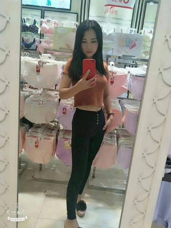 小可爱的第一张照片--菏泽相亲服务中心