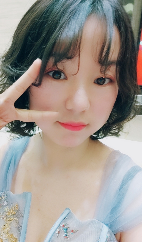 小c猫的第一张照片--菏泽相亲服务中心
