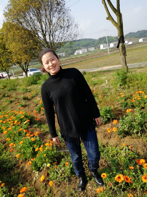 征婚女人的第四张照片--菏泽相亲服务中心