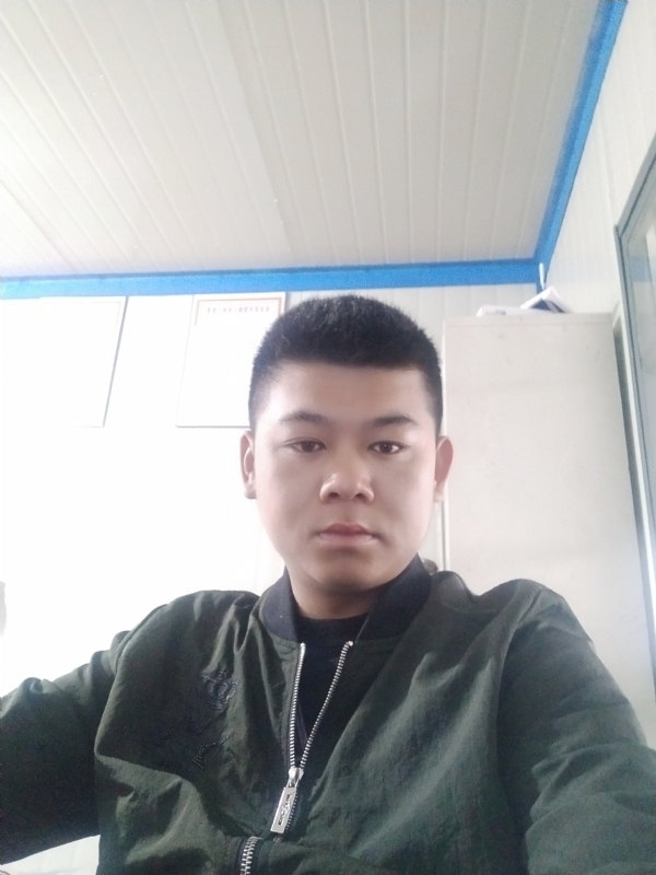 少校的第一张照片--菏泽相亲服务中心