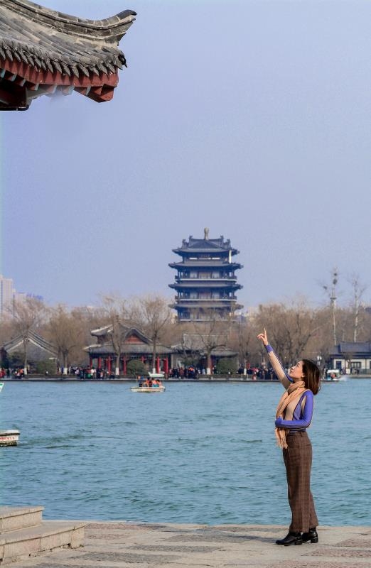 深水百合的第一张照片--菏泽相亲服务中心