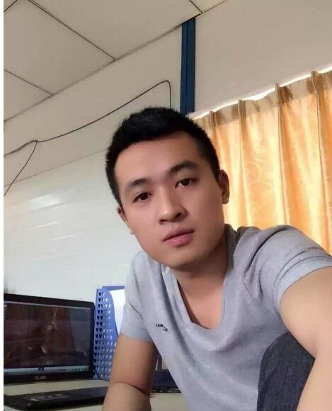 佛山喜欢你的第一张照片--菏泽相亲服务中心