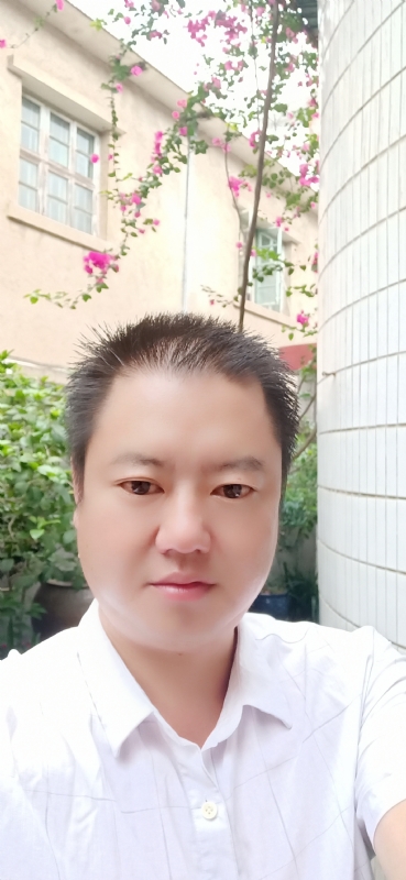 陈欢翔的第一张照片--菏泽相亲服务中心