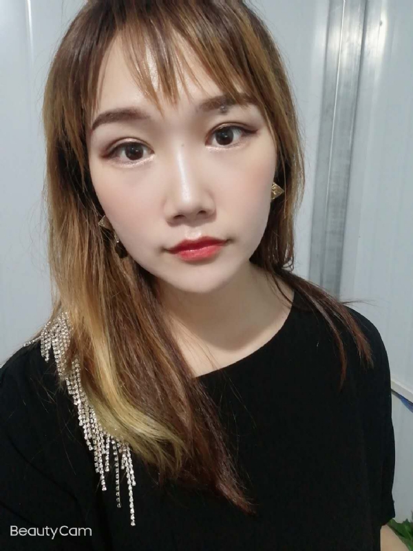 艾薇的第四张照片--菏泽相亲服务中心
