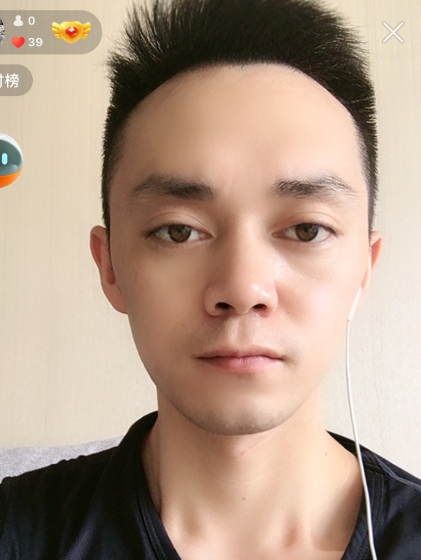 游爽的第一张照片--菏泽相亲服务中心