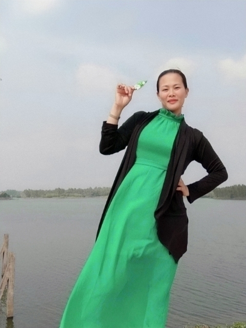 李梅的第二张照片--菏泽相亲服务中心