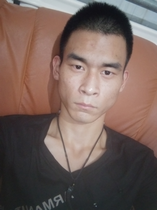 单身狗一枚的第三张照片--菏泽相亲服务中心