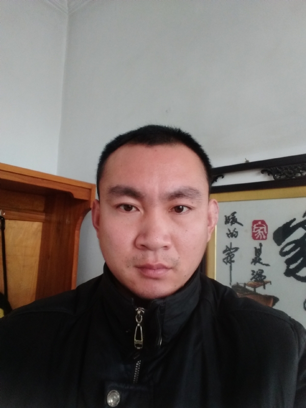 一江春水的第三张照片--菏泽相亲服务中心