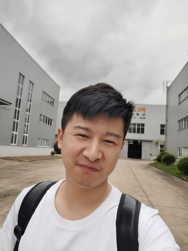 二叔的第二张照片--菏泽相亲服务中心