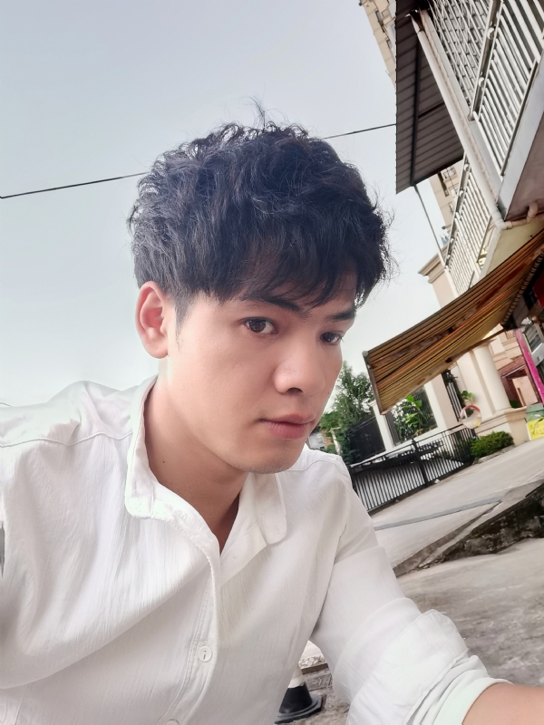 幕后老板的第二张照片--菏泽相亲服务中心