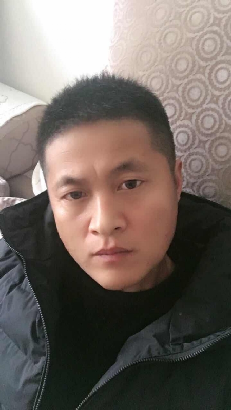 往事随风的第一张照片--菏泽相亲服务中心