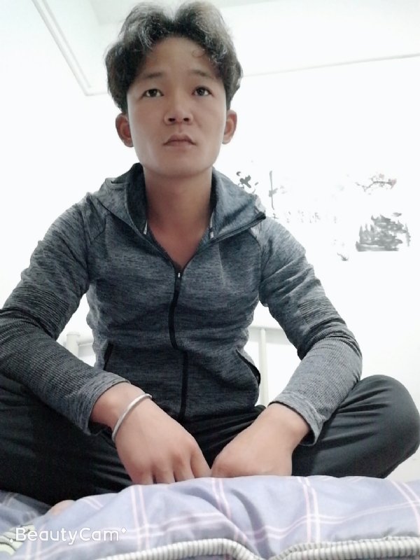 东浩学长的第一张照片--菏泽相亲服务中心