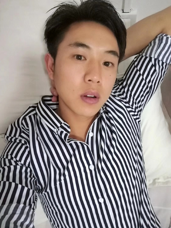 小雷的第二张照片--菏泽相亲服务中心
