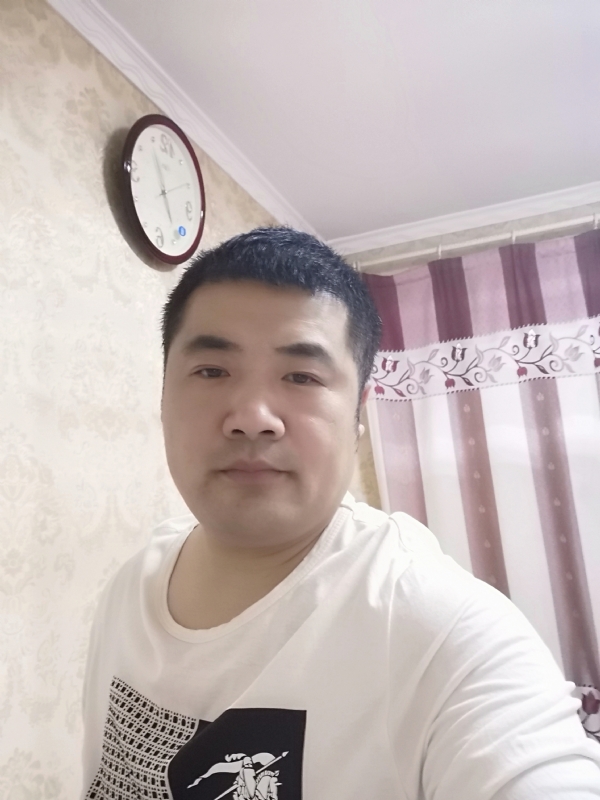 爱你的眼睛的第一张照片--菏泽相亲服务中心