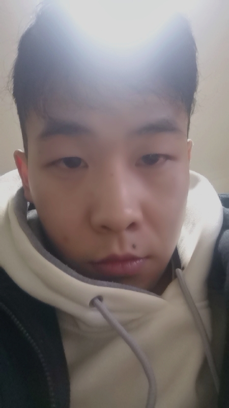 辉会灰的第一张照片--菏泽相亲服务中心