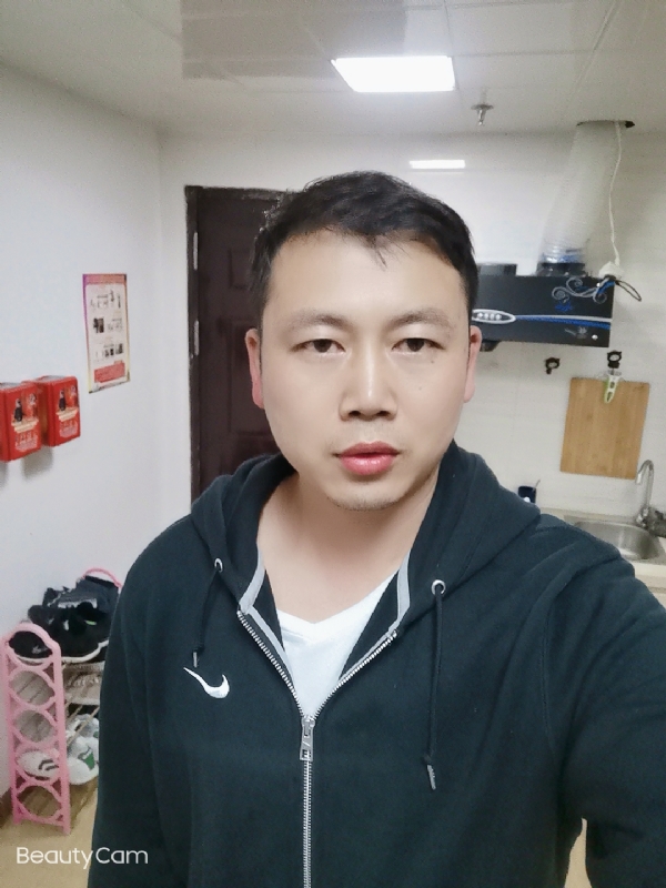 暖暖的风的第一张照片--菏泽相亲服务中心