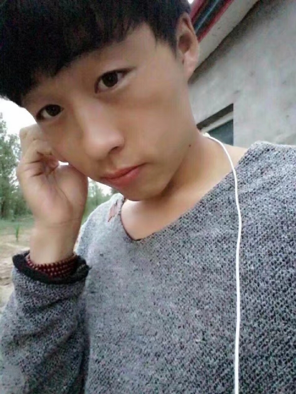 小胡的第一张照片--菏泽相亲服务中心