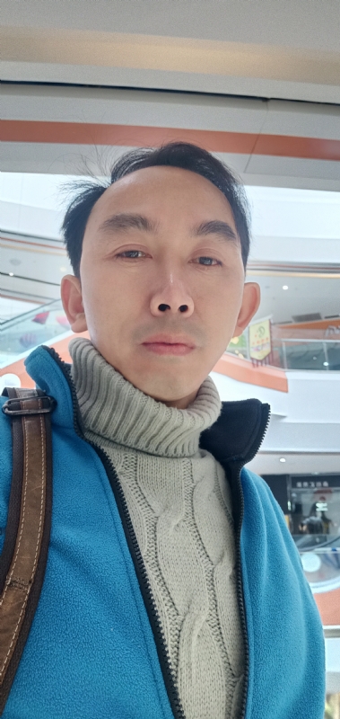 峤哥的第一张照片--菏泽相亲服务中心
