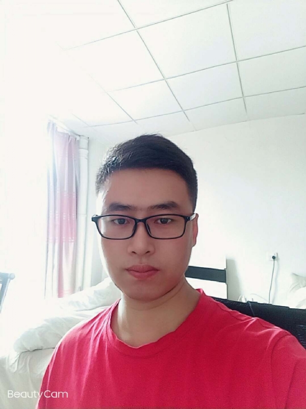 已是深秋的第一张照片--菏泽相亲服务中心