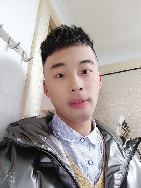 幼稚鬼的第一张照片--菏泽相亲服务中心