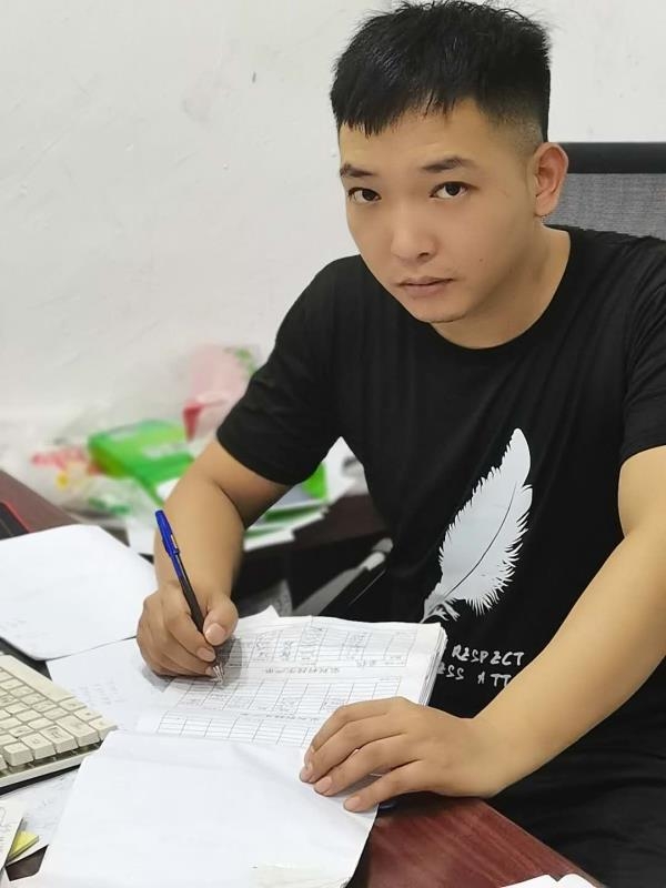 寻找另一伴的第一张照片--菏泽相亲服务中心